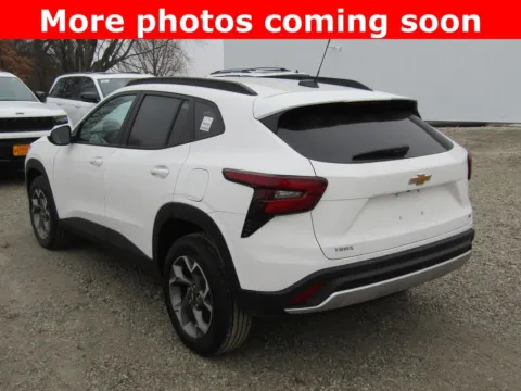 Another view of 2026 Chevrolet Trax LT for sale in Bethany, MO at Pettijohn Auto Center