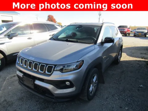 Silver 2023 Jeep Compass Latitude for sale in Bethany, MO