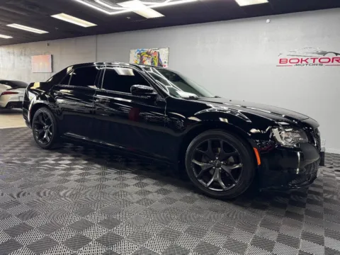 Black 2020 Chrysler 300 Touring 4dr Sedan for sale in Las Vegas, NV