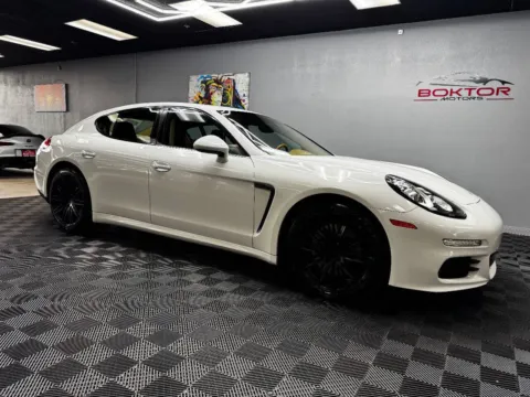 White 2015 Porsche Panamera 4 AWD 4dr Sedan for sale in Las Vegas, NV