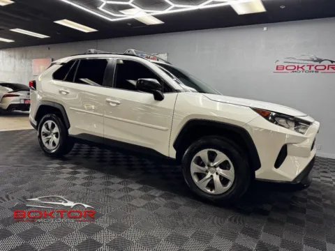 White 2021 Toyota RAV4 LE for sale in Las Vegas, NV