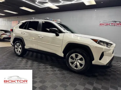 White 2021 Toyota RAV4 LE for sale in Las Vegas, NV