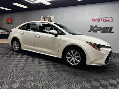 White 2020 Toyota Corolla LE 4dr Sedan for sale in Las Vegas, NV