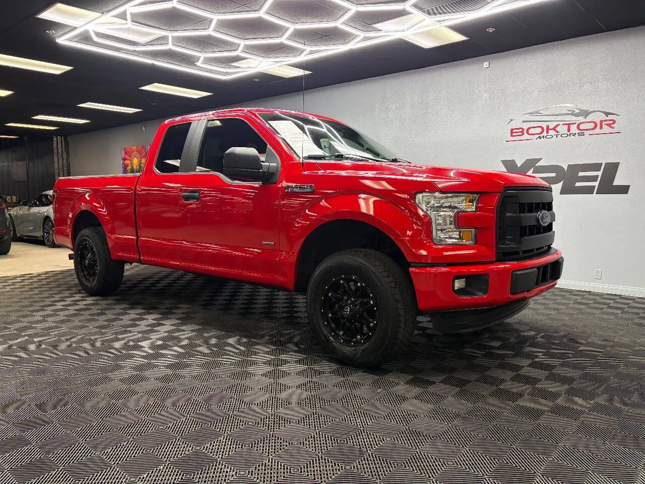 Red 2016 Ford F-150 XLT 4x2 4dr SuperCab 6.5 ft. SB for sale in Las Vegas, NV