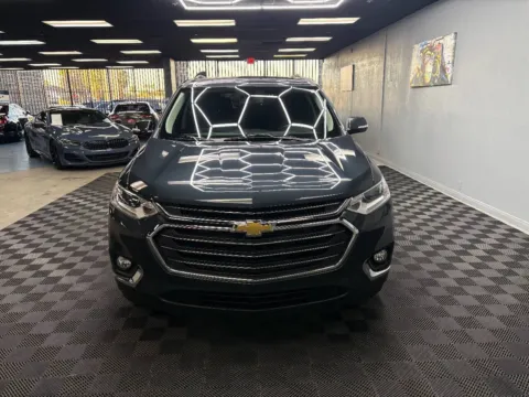 More photos of 2019 Chevrolet Traverse LT Cloth 4dr SUV w/1LT at Boktor Motors, NV