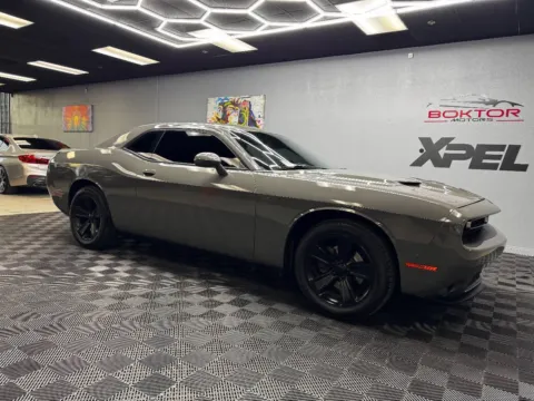 Gray 2019 Dodge Challenger SXT 2dr Coupe for sale in Las Vegas, NV