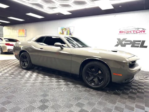 Photos of 2019 Dodge Challenger SXT 2dr Coupe for sale in Las Vegas, NV at Boktor Motors