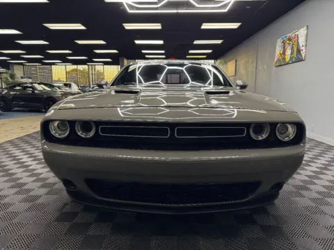 More photos of 2019 Dodge Challenger SXT 2dr Coupe at Boktor Motors, NV