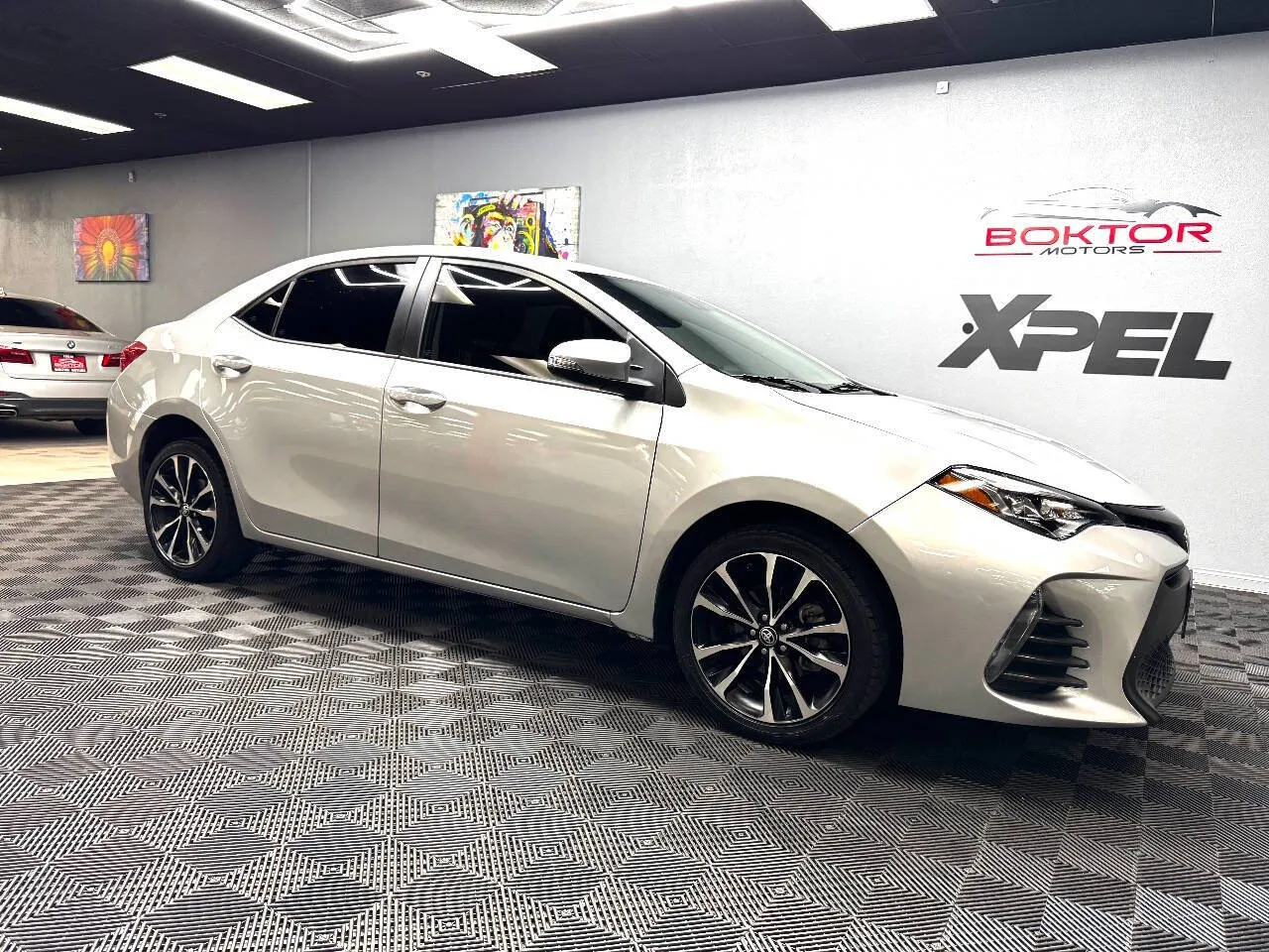 Silver 2019 Toyota Corolla SE 4dr Sedan CVT for sale in Las Vegas, NV