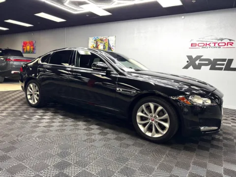 Black 2018 Jaguar XF 25t Premium 4dr Sedan for sale in Las Vegas, NV