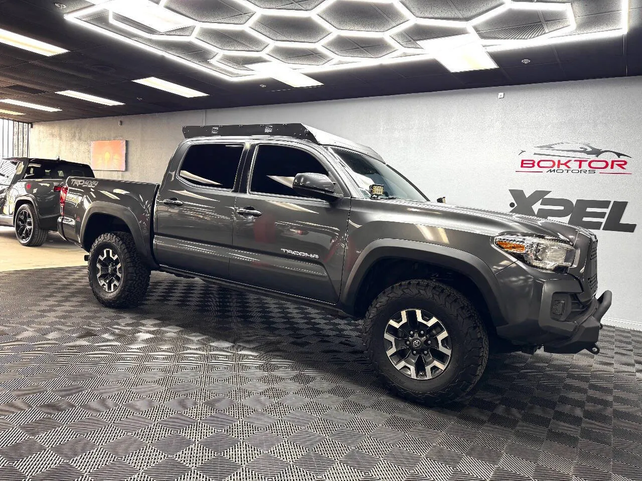 Gray 2019 Toyota Tacoma TRD Off Road 4x4 4dr Double Cab 5.0 ft SB 6A for sale in Las Vegas, NV