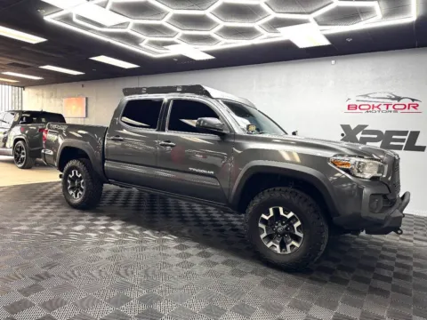 Photos of 2019 Toyota Tacoma TRD Off Road 4x4 4dr Double Cab 5.0 ft SB 6A for sale in Las Vegas, NV at Boktor Motors