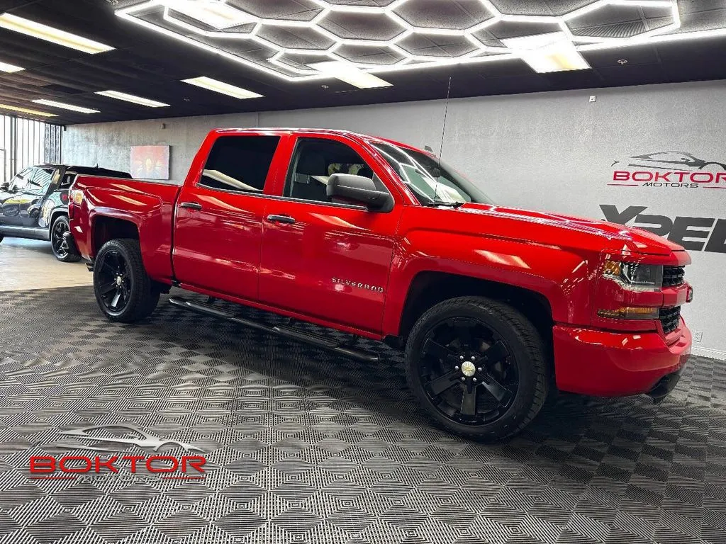 2018 Chevrolet Silverado 1500 Custom