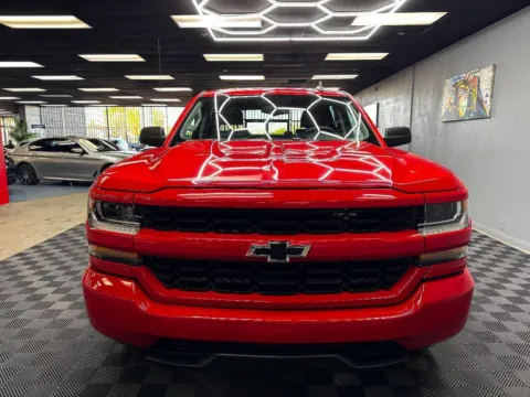 More photos of 2018 Chevrolet Silverado 1500 Custom at Boktor Motors, NV