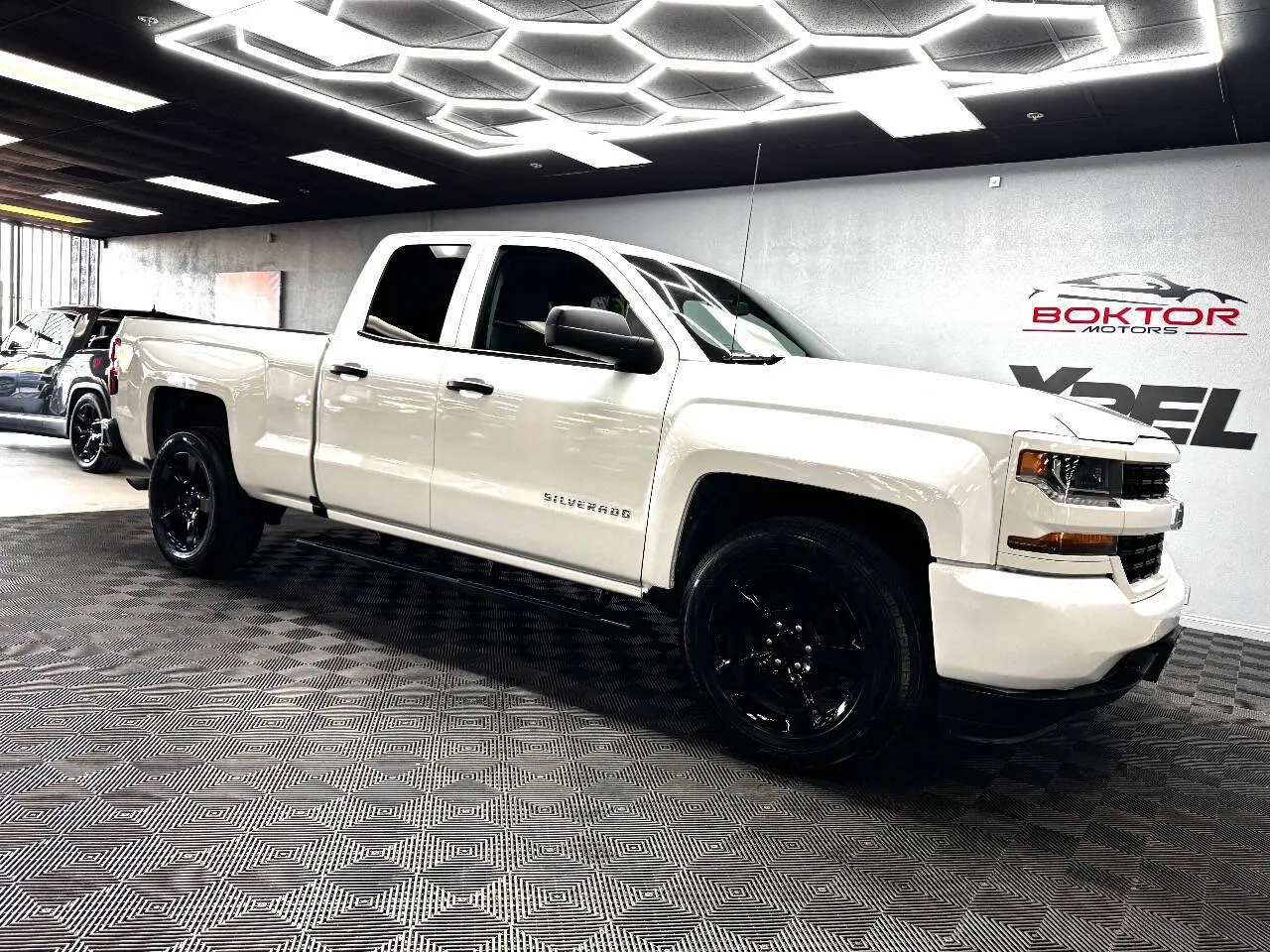 White 2017 Chevrolet Silverado 1500 Custom 4x2 4dr Double Cab 6.5 ft. SB for sale in Las Vegas, NV