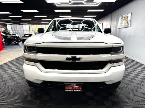 More photos of 2017 Chevrolet Silverado 1500 Custom at Boktor Motors, NV