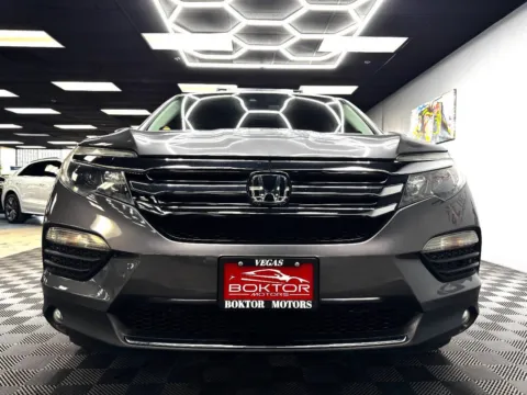 Another view of 2017 Honda Pilot Touring 4dr SUV for sale in Las Vegas, NV at Boktor Motors