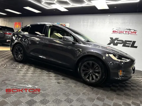 Blue 2018 Tesla Model X 75D for sale in Las Vegas, NV