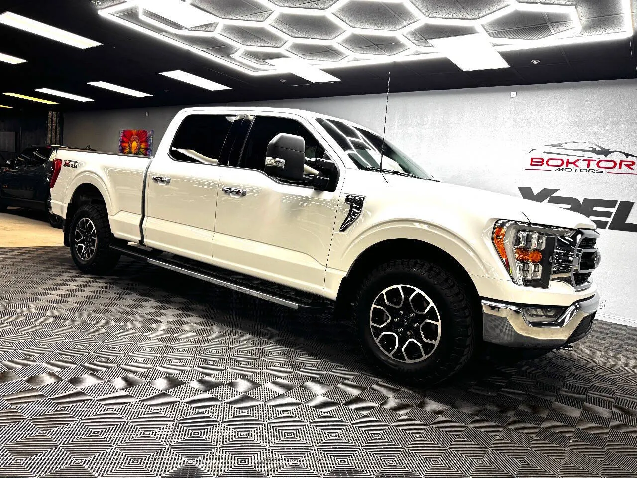 White 2021 Ford F-150 XLT 4x4 4dr SuperCrew 6.5 ft. SB for sale in Las Vegas, NV