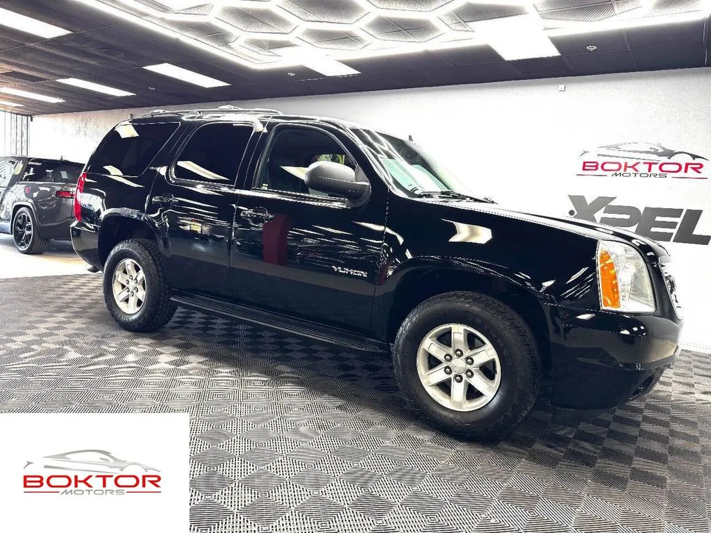 Black 2014 GMC Yukon SLT for sale in Las Vegas, NV