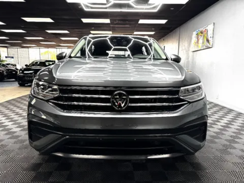 More photos of 2022 Volkswagen Tiguan SE 4Motion AWD 4dr SUV at Boktor Motors, NV