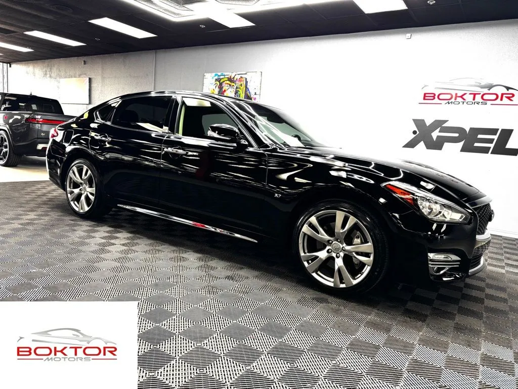 Black 2015 INFINITI Q70L 3.7 for sale in Las Vegas, NV