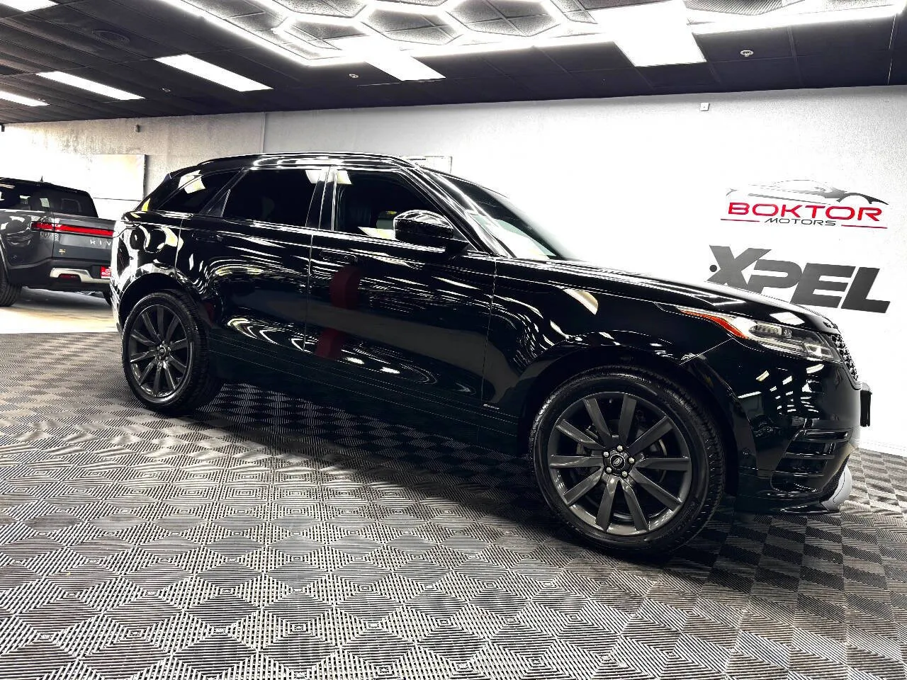 Black 2018 Land Rover Range Rover Velar P250 R Dynamic HSE AWD 4dr SUV for sale in Las Vegas, NV