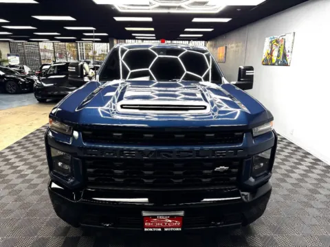 More photos of 2022 Chevrolet Silverado 2500HD Custom 4x4 4dr Crew Cab SB at Boktor Motors, NV
