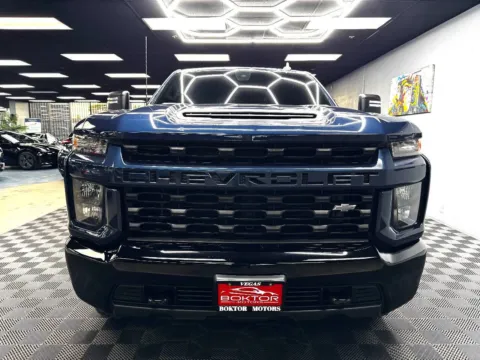 Another view of 2022 Chevrolet Silverado 2500HD Custom 4x4 4dr Crew Cab SB for sale in Las Vegas, NV at Boktor Motors