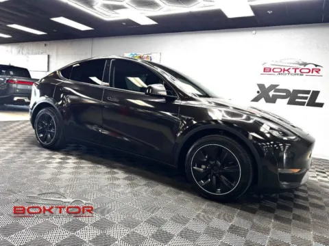 Black 2021 Tesla Model Y Long Range for sale in Las Vegas, NV