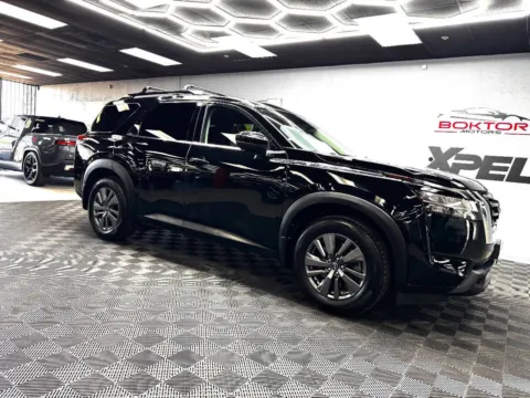 Black 2022 Nissan Pathfinder SV 4dr SUV for sale in Las Vegas, NV