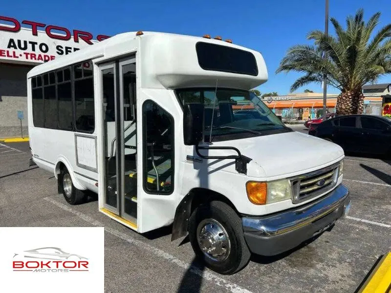 White 2006 Ford E-350SD for sale in Las Vegas, NV
