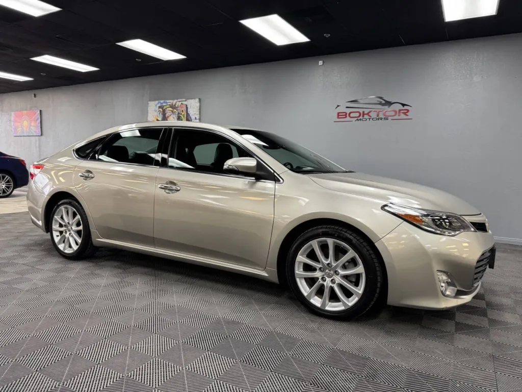 Used 2013 Toyota Avalon XLE 4dr Sedan for sale in Las Vegas, NV | VIN ...