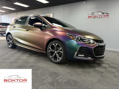 Gray 2019 Chevrolet Cruze LT for sale in Las Vegas, NV