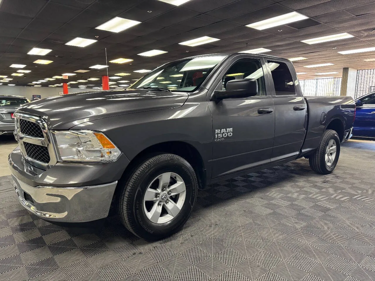 2024 Ram 1500 Classic SLT photo 3