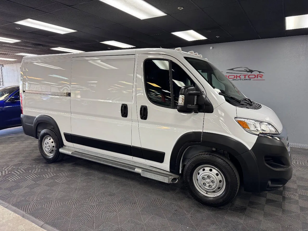 White 2023 RAM ProMaster 2500 136 WB 3dr Low Roof Cargo Van for sale in Las Vegas, NV