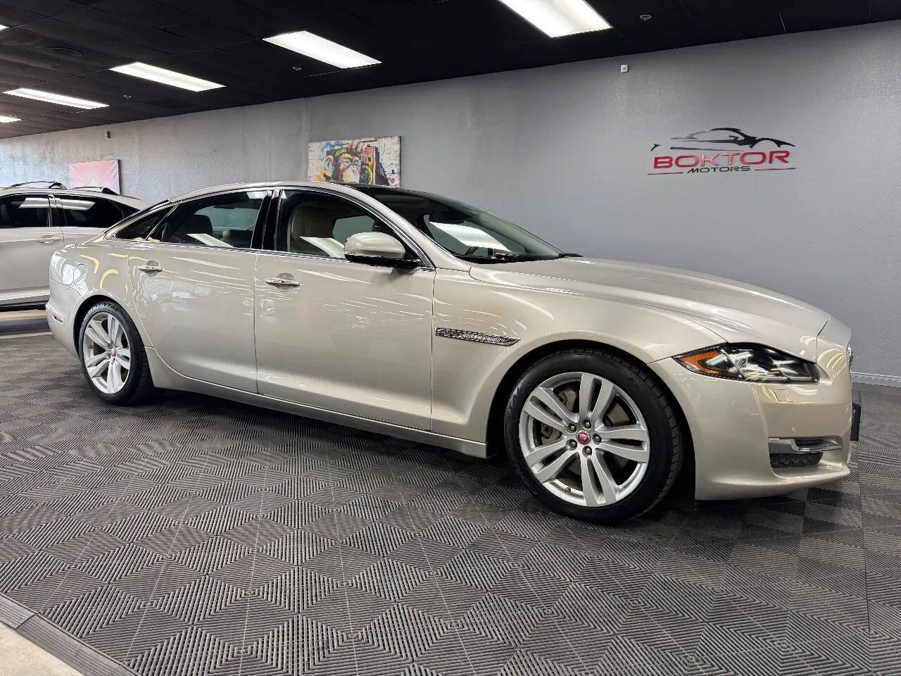 Unknown 2016 Jaguar XJL Portfolio 4dr Sedan for sale in Las Vegas, NV