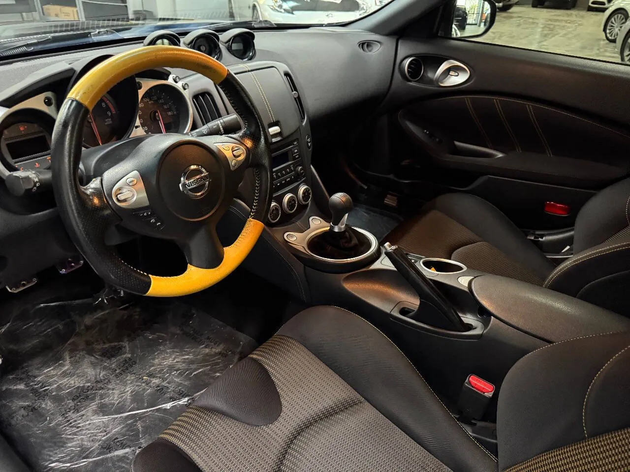 2019 Nissan 370Z Base photo 11