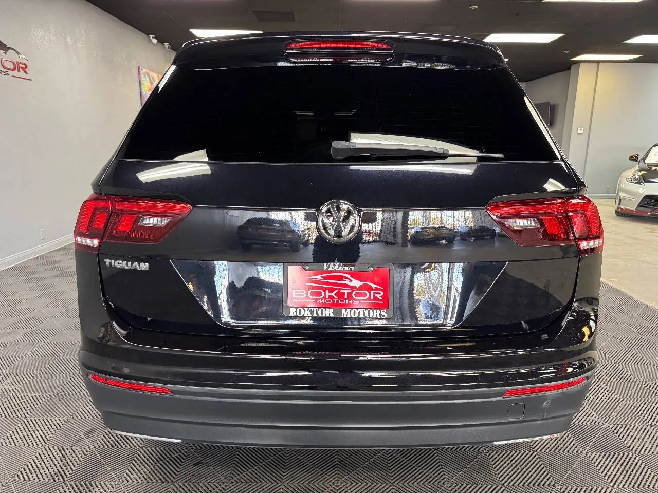 2019 Volkswagen Tiguan S photo 4