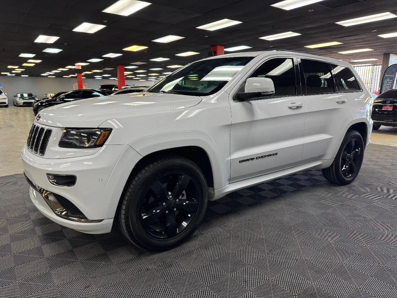 2016 Jeep Grand Cherokee High Altitude photo 3