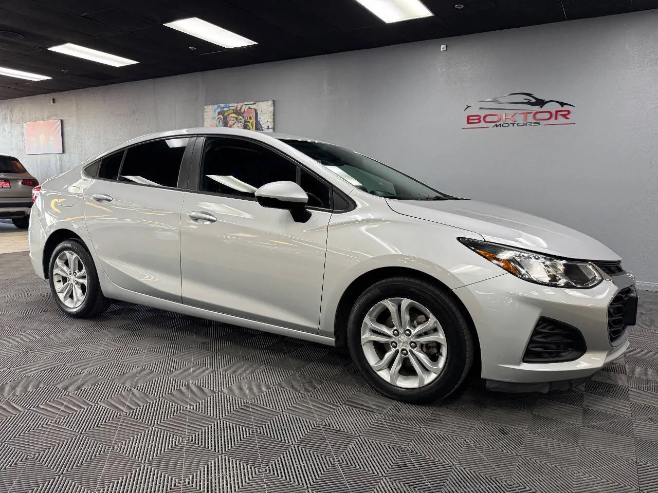 Silver 2019 Chevrolet Cruze LS 4dr Sedan 6A for sale in Las Vegas, NV