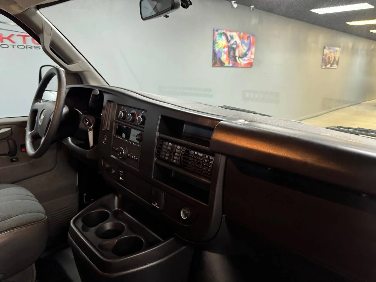 2023 Chevrolet Express Cargo 2500 Van photo 12