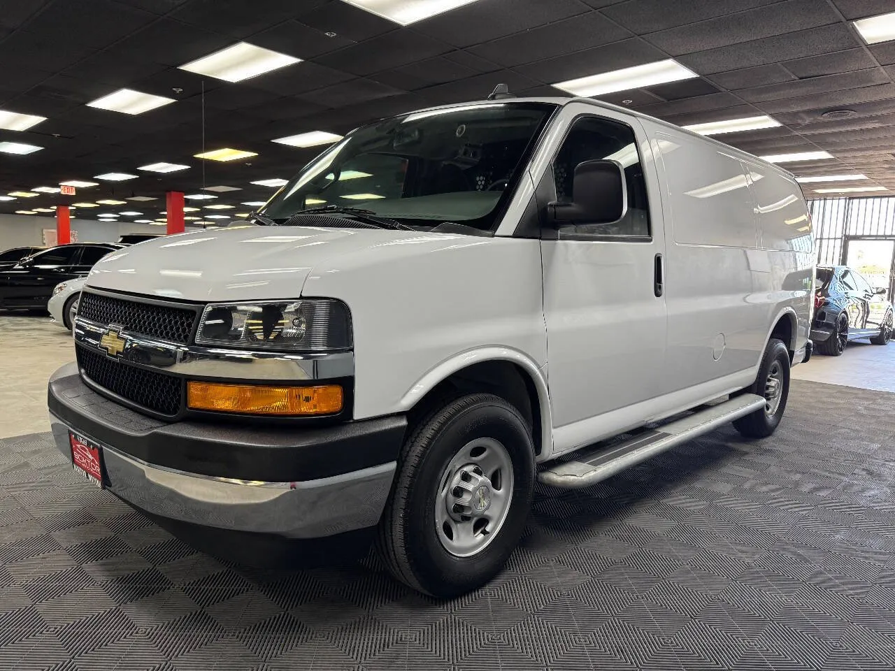 2023 Chevrolet Express Cargo 2500 Van photo 28