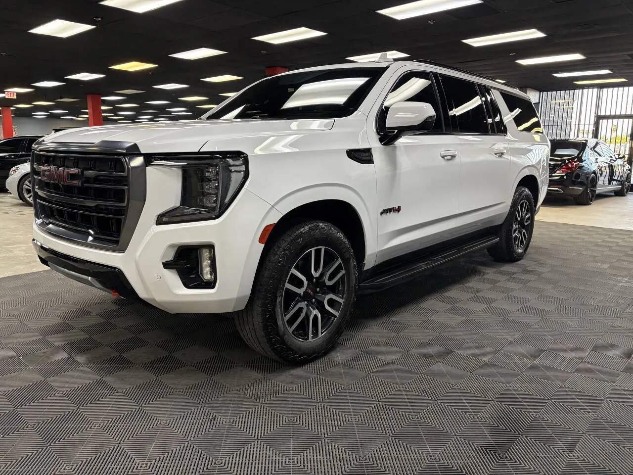 White 2024 GMC Yukon XL AT4 4X4 4dr SUV for sale in Las Vegas, NV