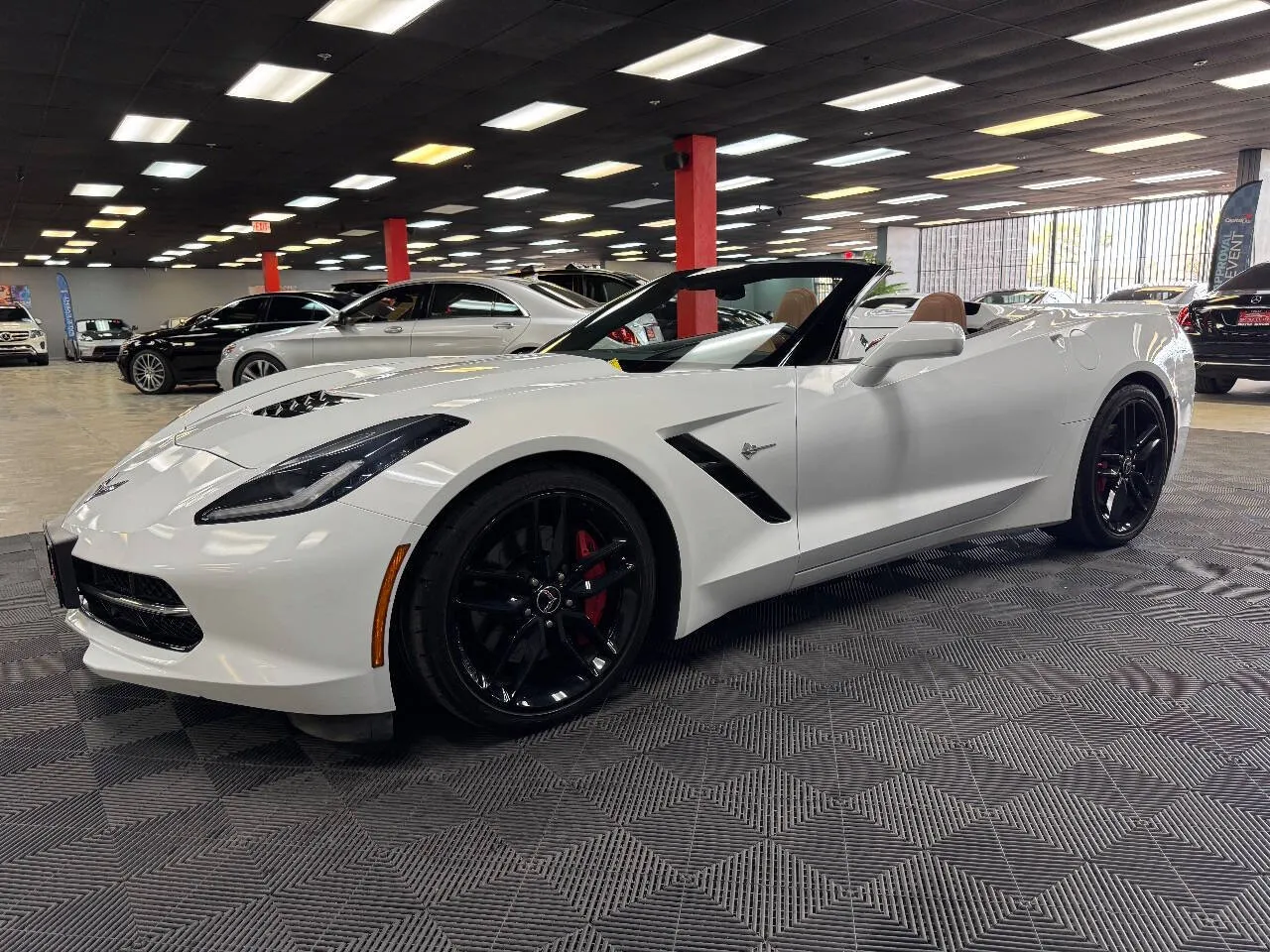 2014 Chevrolet Corvette Stingray Z51 Convertible 3LT photo 17