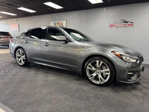 Gray 2018 Infiniti Q70 3.7 Luxe 4dr Sedan for sale in Las Vegas, NV