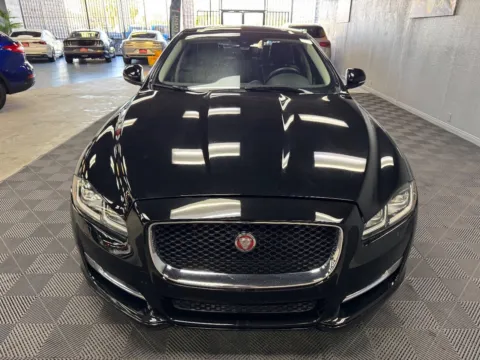 More photos of 2016 Jaguar XJ R Sport 4dr Sedan at Boktor Motors, NV
