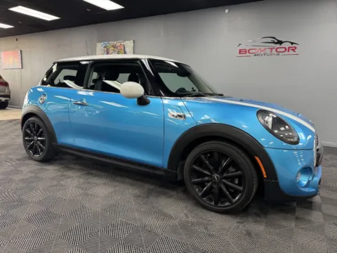 Blue 2019 MINI Hardtop 2 Door Cooper S 2dr Hatchback for sale in Las Vegas, NV