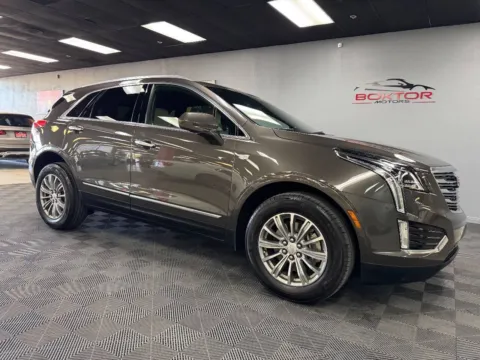Gray 2019 Cadillac XT5 Luxury 4dr SUV for sale in Las Vegas, NV