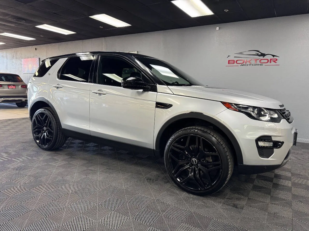 Silver 2017 Land Rover Discovery Sport HSE AWD 4dr SUV for sale in Las Vegas, NV